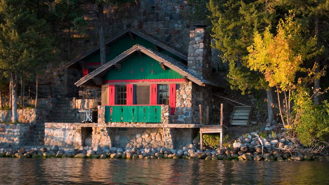 Lake-Minnetonka-Boathouse